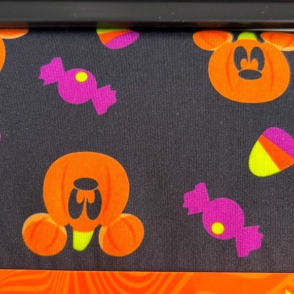 Mickey Mouse Pumpkin Halloween Leggings - Picture 3 of 5
